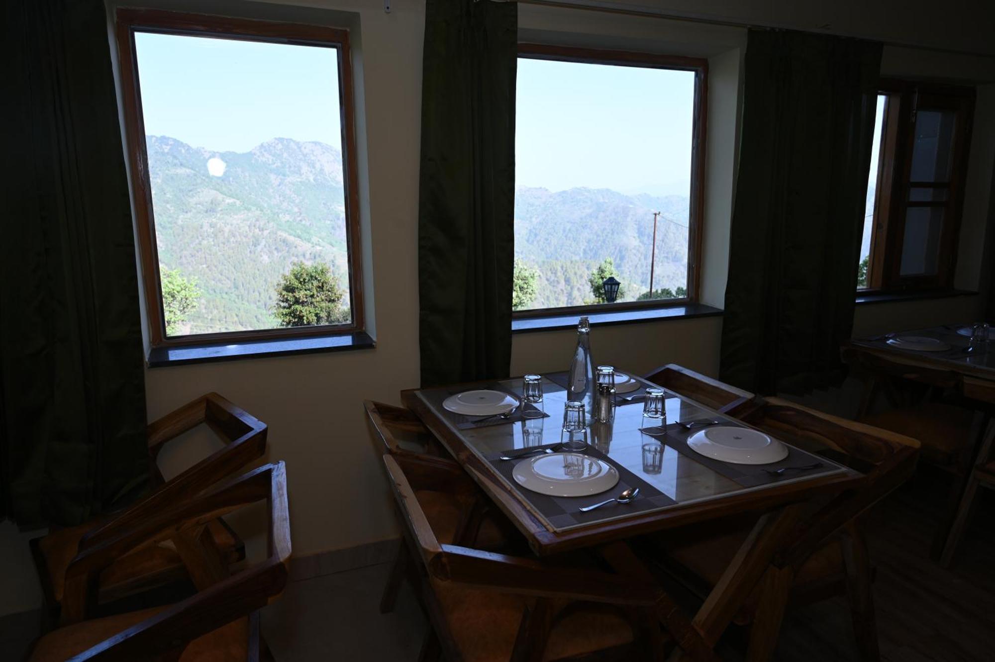 The Vintage Hill Village - Himalayan Boutique Resort Kanatal Exterior photo