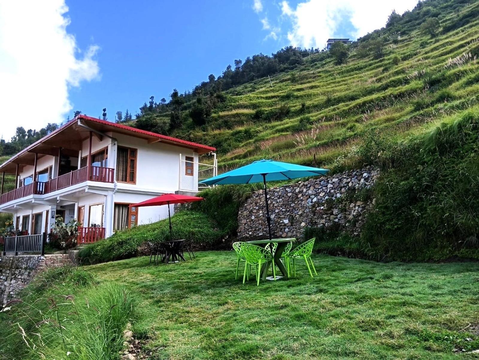 The Vintage Hill Village - Himalayan Boutique Resort Kanatal Exterior photo