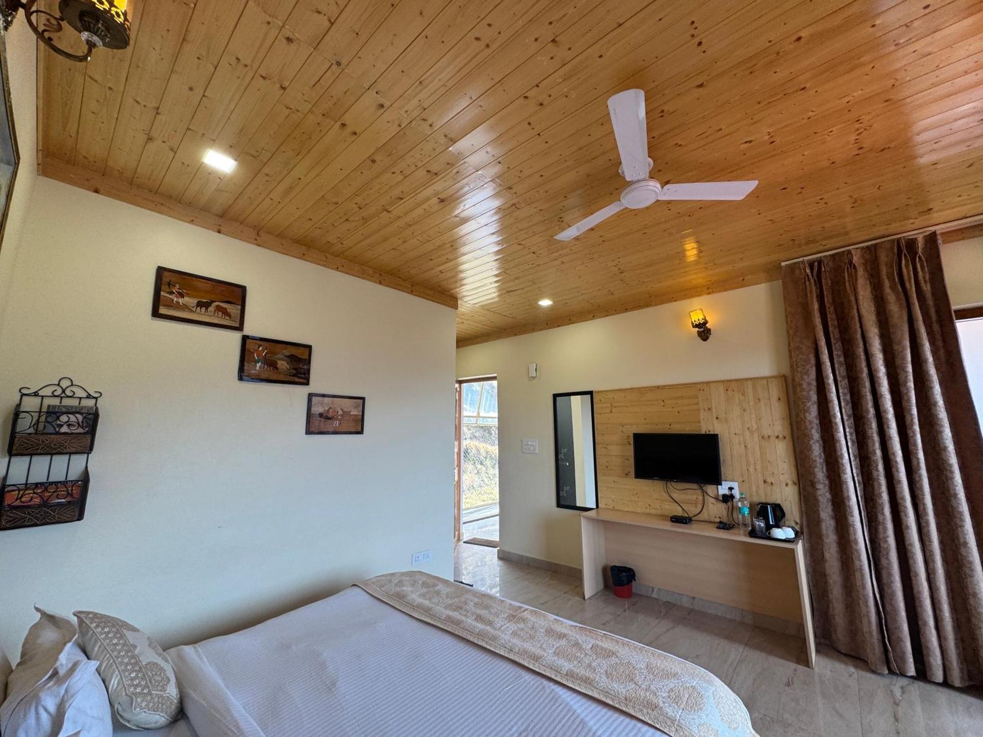 The Vintage Hill Village - Himalayan Boutique Resort Kanatal Exterior photo