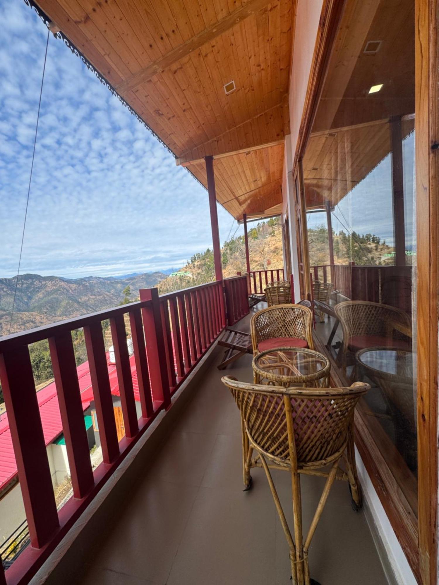 The Vintage Hill Village - Himalayan Boutique Resort Kanatal Exterior photo